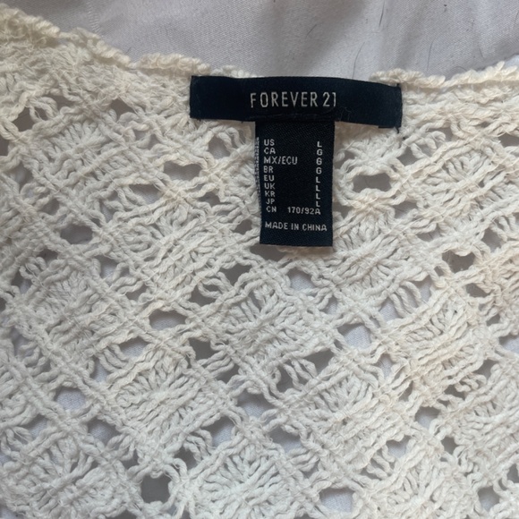 Crocheted tank vest - Picture 3 of 4